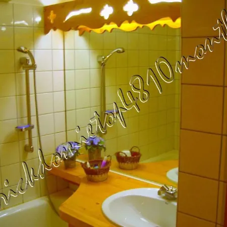 4810 Mont-blanc Apartamento *